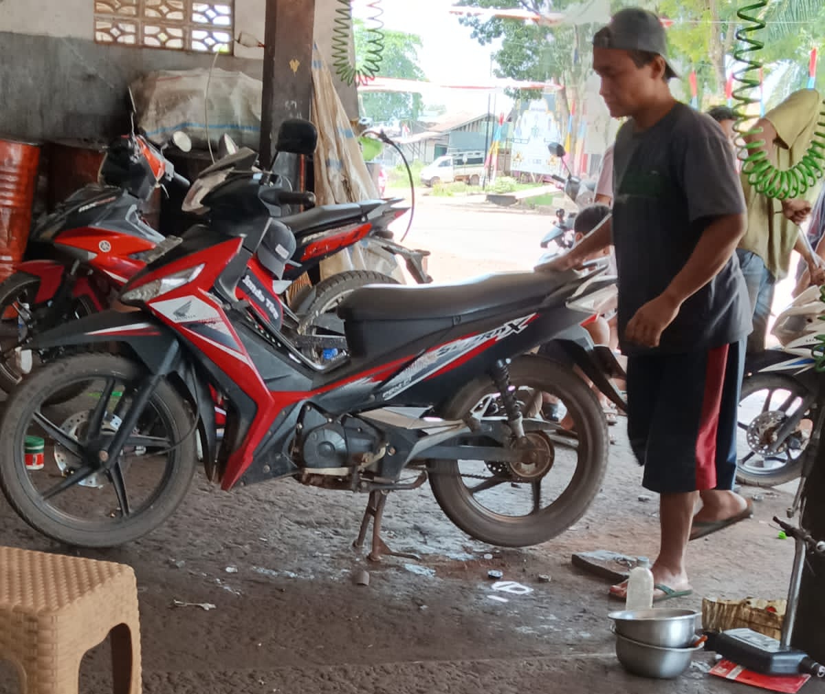 Rumah Di Bobol Maling,Sepeda Motor SUPRA X 125 Raib.