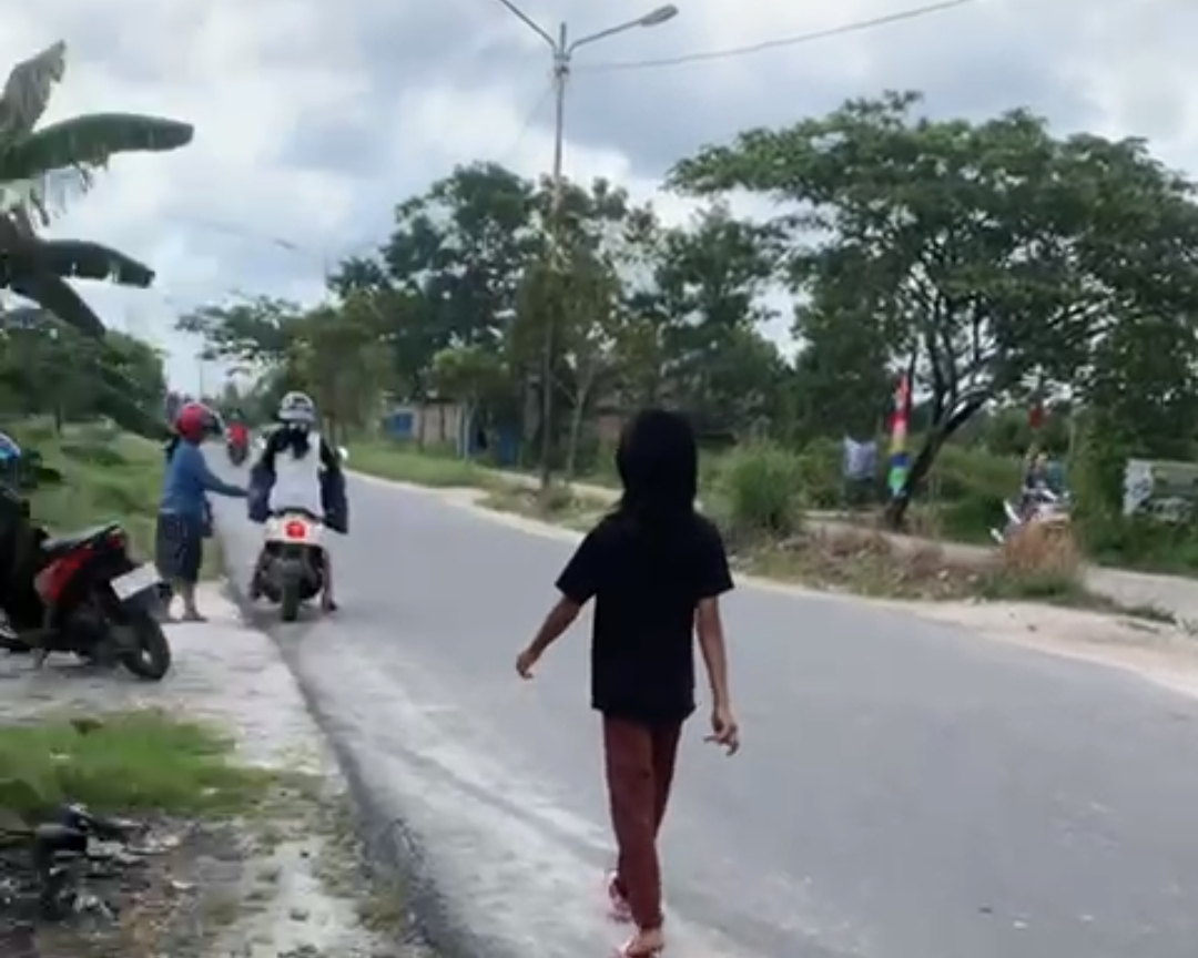 Kecelakaan Adu Banteng Mobil VS Motor Di Jalan Wengga Metropolitan.