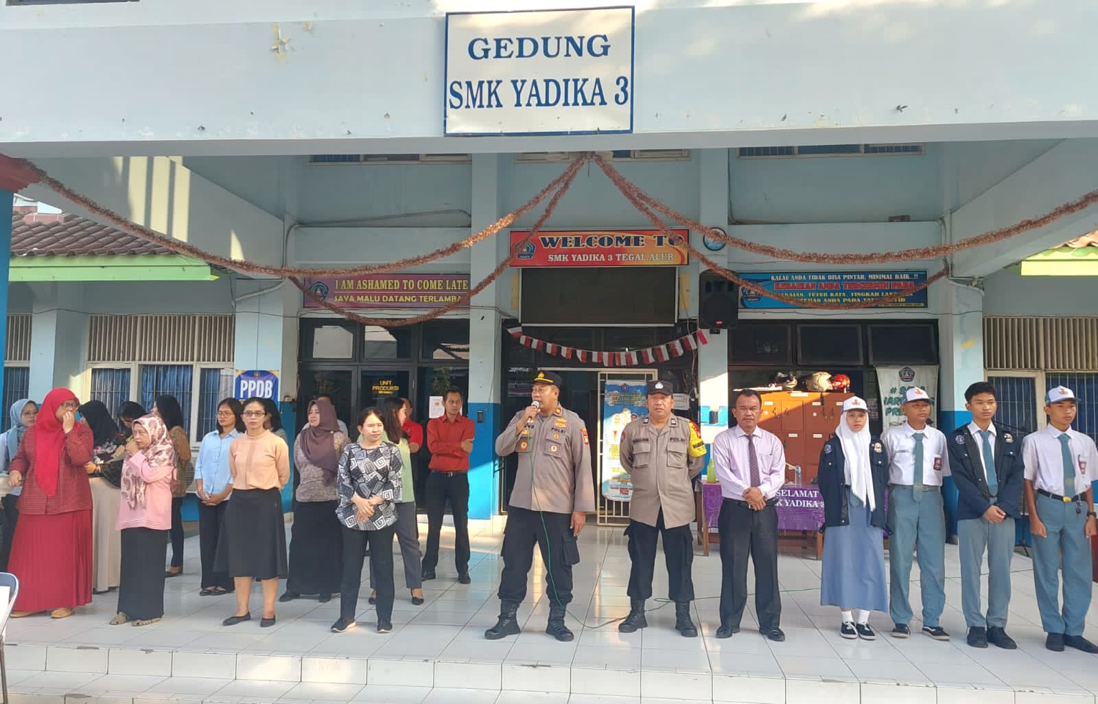 Polsek Kalideres Edukasi Pelajar SMK Tentang Bahaya Tawuran, Narkoba, Tidak Mengikuti Ajakan Demo dan Bullying