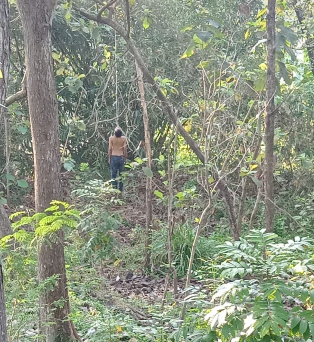 Pria ditemukan Tewas Gantung Diri dibawah Jembatan Pondok