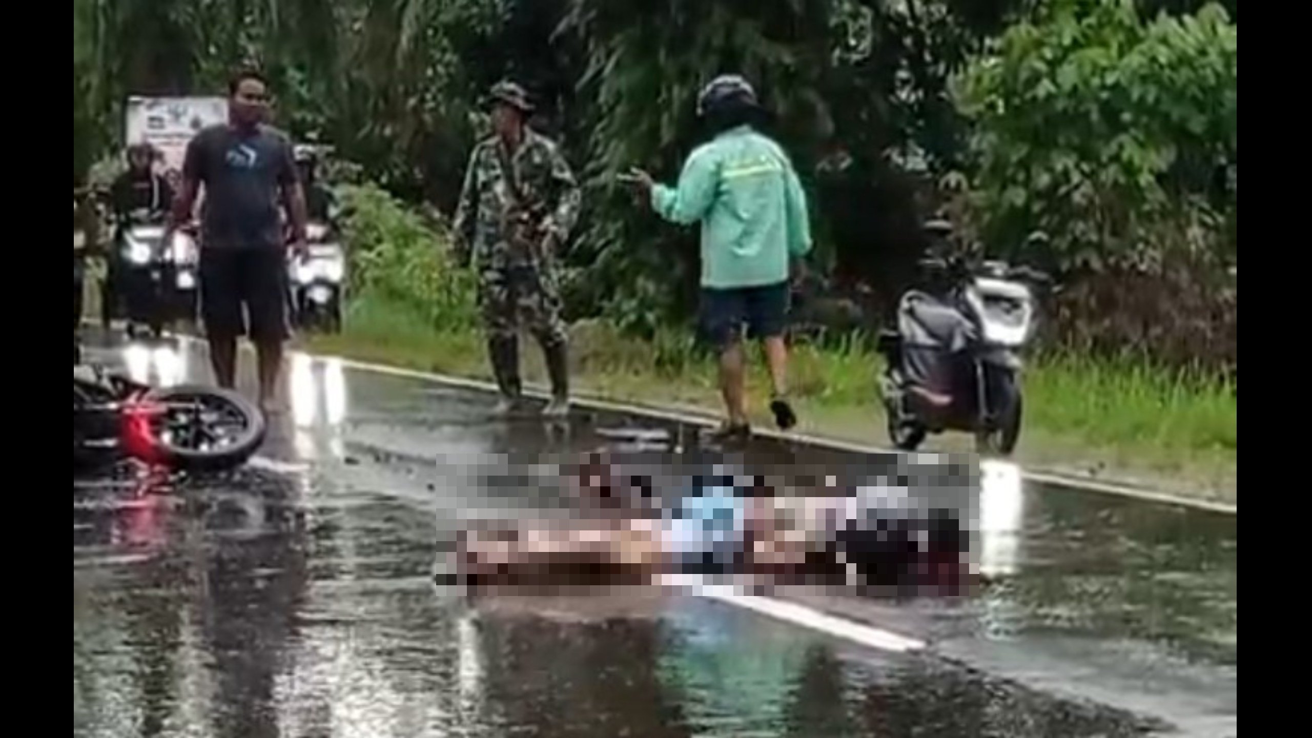 Tabrakan Maut Motor dan Pickup di Jalan HM Arsyad Desa Bengkuang,Korban Tewas Di Tempat