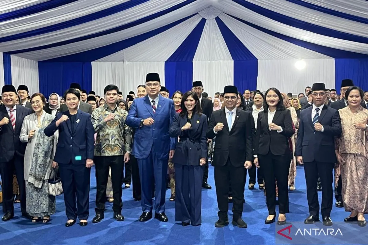 Menkomdigi lantik lima dirjen dan sejumlah staf ahli menteri