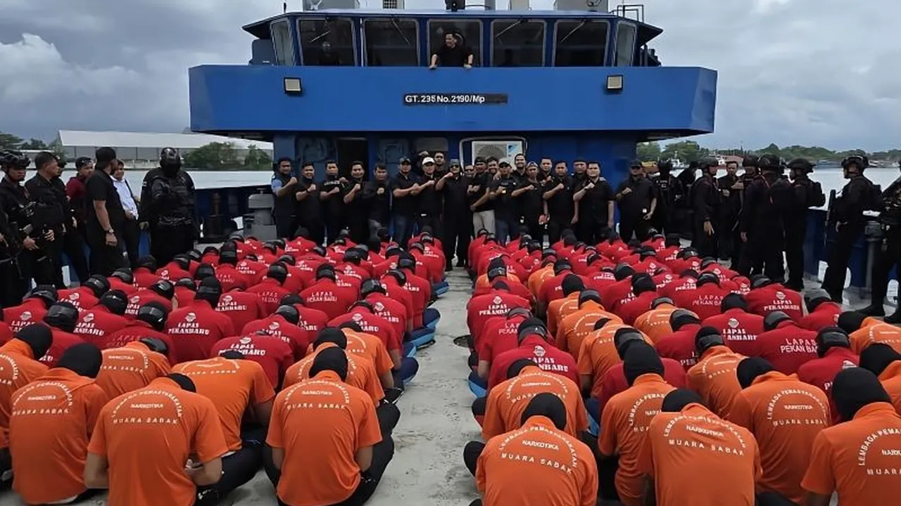 1.882 Napi Risiko Tinggi Dipindah ke Nusakambangan, Ini Tujuannya