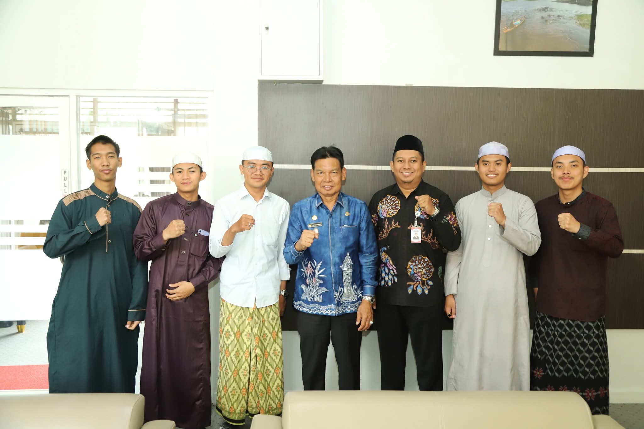 Wabup HSS Terima Silaturahmi Santri Dalwa, Jelang Haul Abuya Sayyid Muhammad Bin Alwi Al Maliki