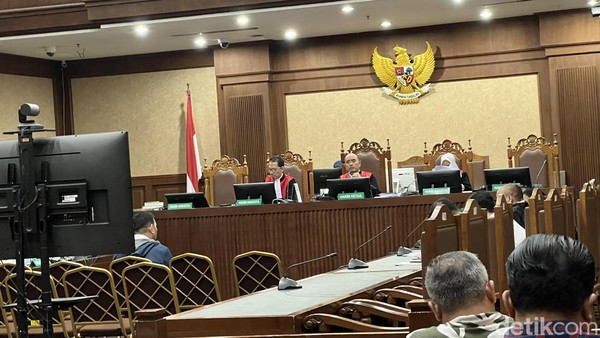 Amplop Berkode di Balik Dugaan Suap ke Dirjen Bea Cukai