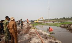 Kapolda Kalsel Bersama Forkopimda Sambut Kedatangan KSAD dan Kepala BNPB, Tinjau Proses Pemadaman Karhutla dan Uji Coba Water Bombing Surfaktan